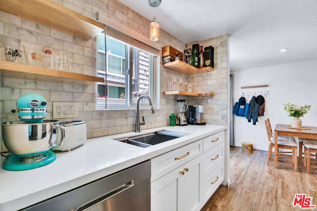 Culver City, CA 90230,5815 Doverwood DR #34