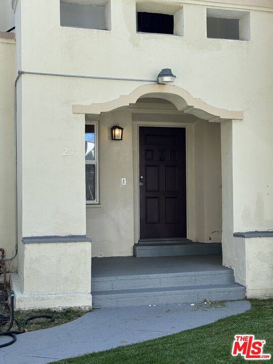 Beverly Hills, CA 90211,211 S Arnaz DR