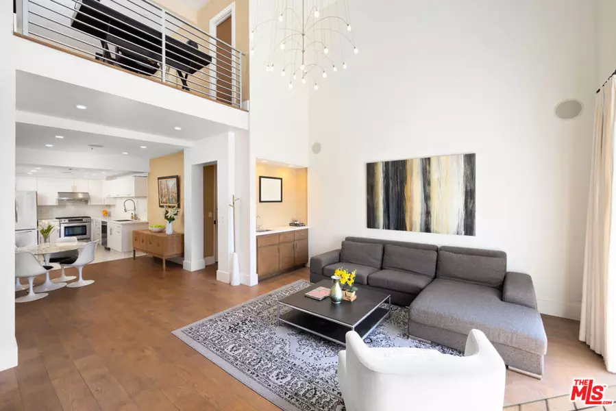 930 N Doheny DR #412, West Hollywood, CA 90069