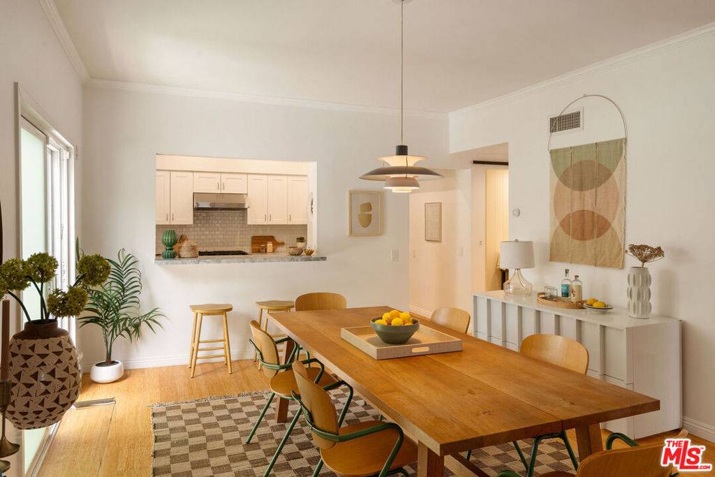 Santa Monica, CA 90403,801 25th ST