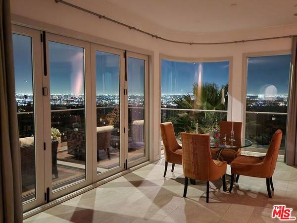 1380 Summitridge PL, Beverly Hills, CA 90210