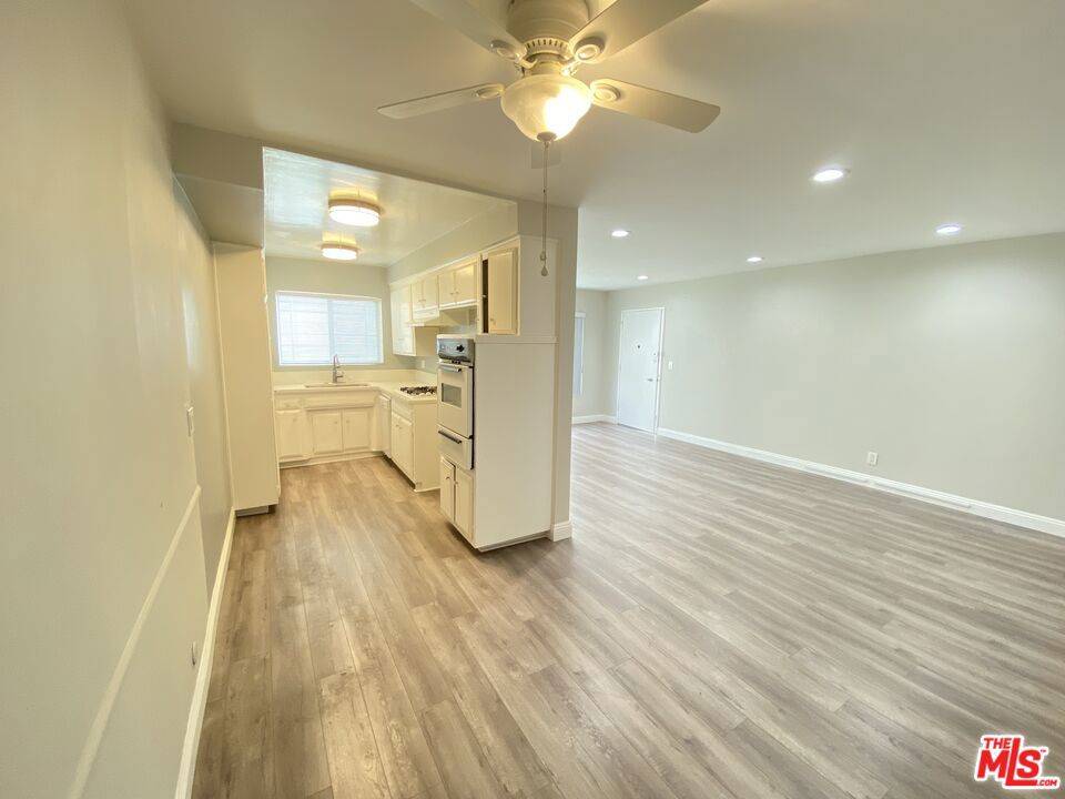 West Hollywood, CA 90046,1023 N Laurel AVE #3