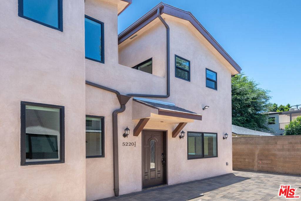 Valley Village, CA 91607,5220 1/2 Goodland AVE
