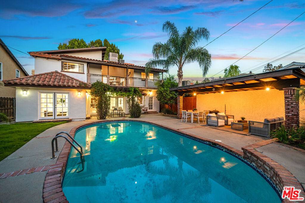 4115 Laurelgrove AVE, Studio City, CA 91604