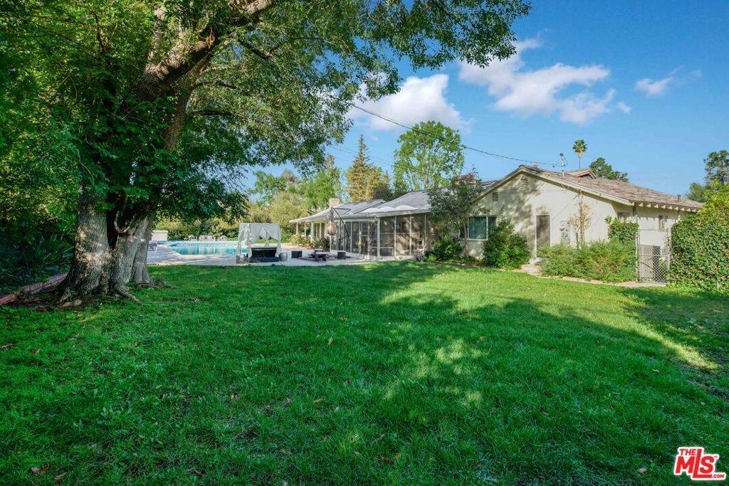 Woodland Hills, CA 91367,6207 Melba AVE