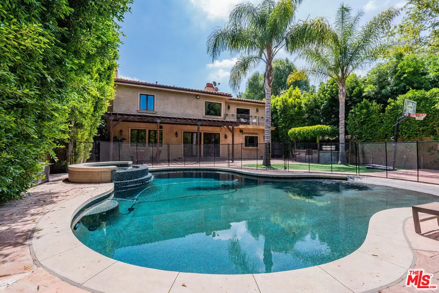5027 Odessa AVE, Encino, CA 91436