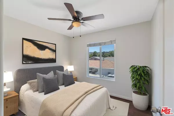 Woodland Hills, CA 91364,4821 Topanga Canyon BLVD