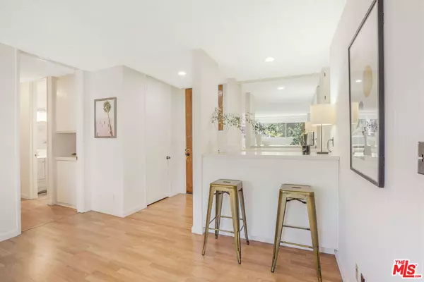 Culver City, CA 90230,6000 Canterbury DR #D212