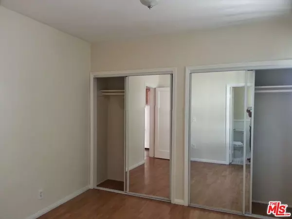 Los Angeles, CA 90004,615 N ROSSMORE AVE #103