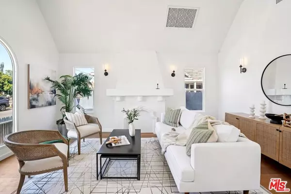 Los Angeles, CA 90016,4438 W 28th ST