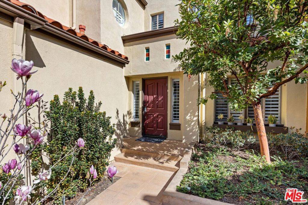 Newport Beach, CA 92660,1003 Muirfield DR