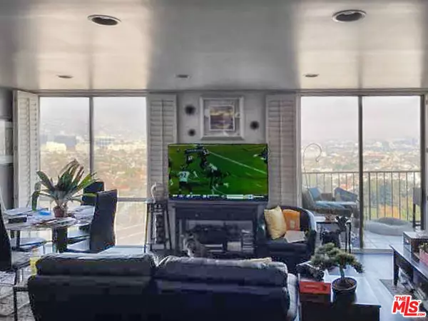 Los Angeles, CA 90067,2170 Century Park East #1611
