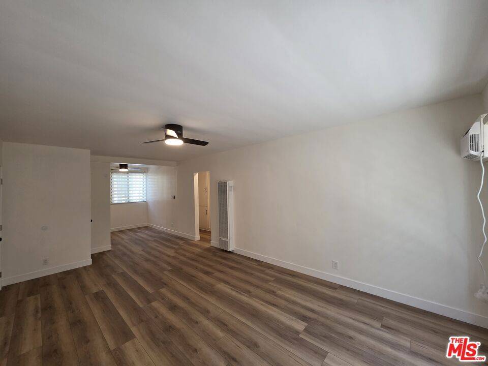 West Hollywood, CA 90046,1215 N Orange Grove AVE #1