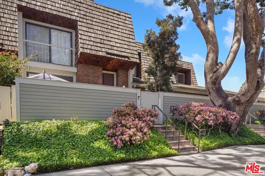 4329 Redwood AVE #4, Marina Del Rey, CA 90292
