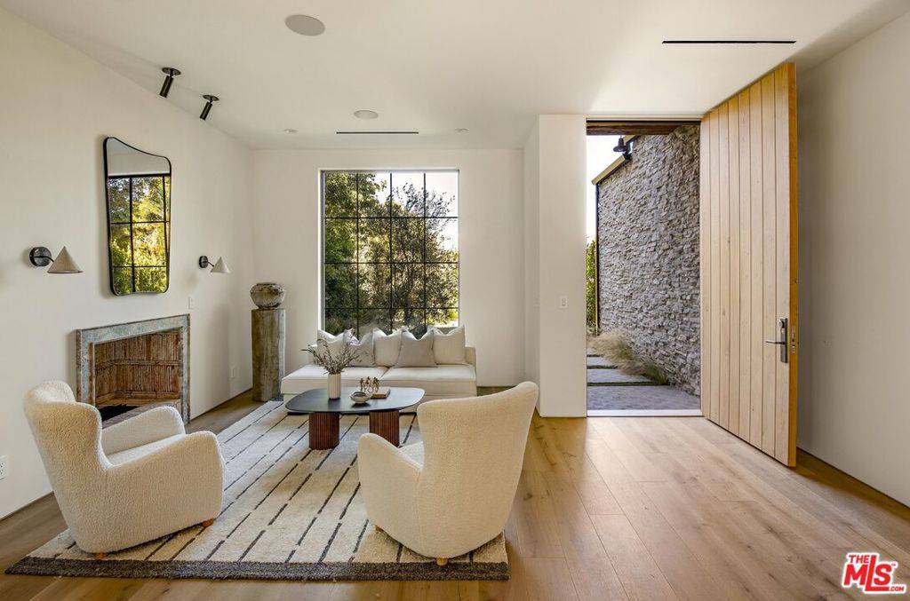 Studio City, CA 91604,4209 Vantage AVE