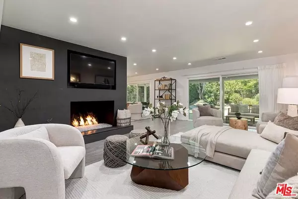 6101 Mary Ellen AVE, Valley Glen, CA 91401