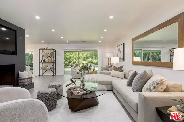 Valley Glen, CA 91401,6101 Mary Ellen AVE