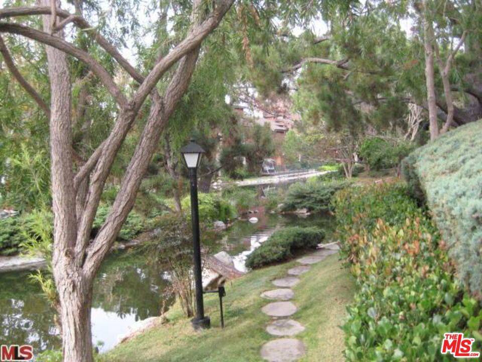 Culver City, CA 90230,9109 Summertime LN