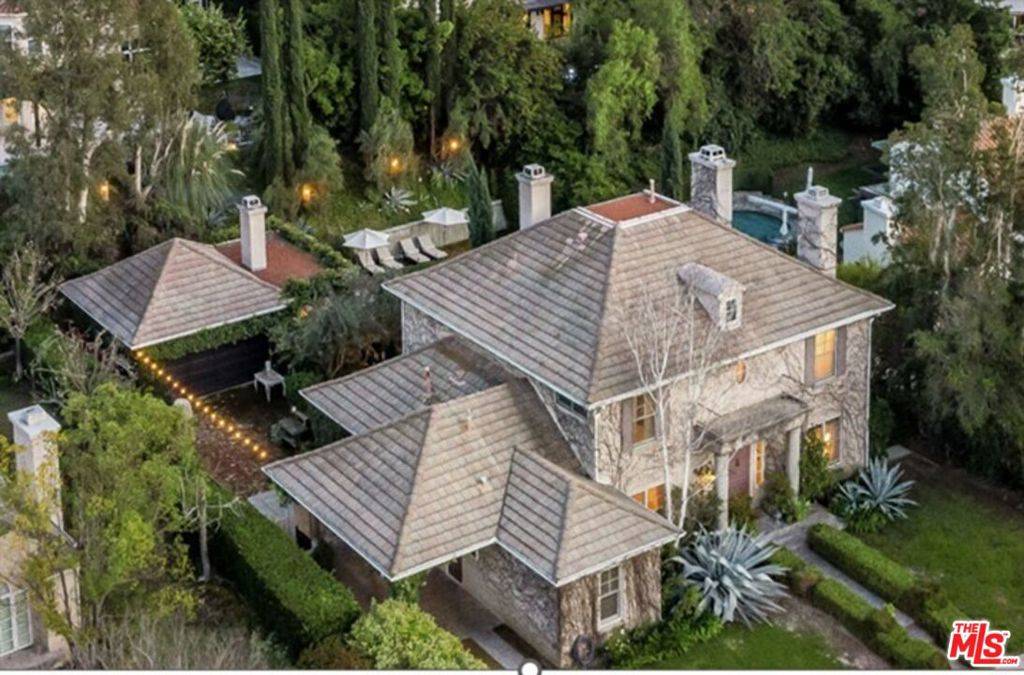 Calabasas, CA 91302,3470 Consuelo DR
