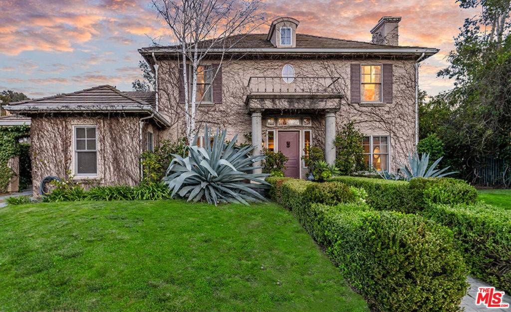 3470 Consuelo DR, Calabasas, CA 91302