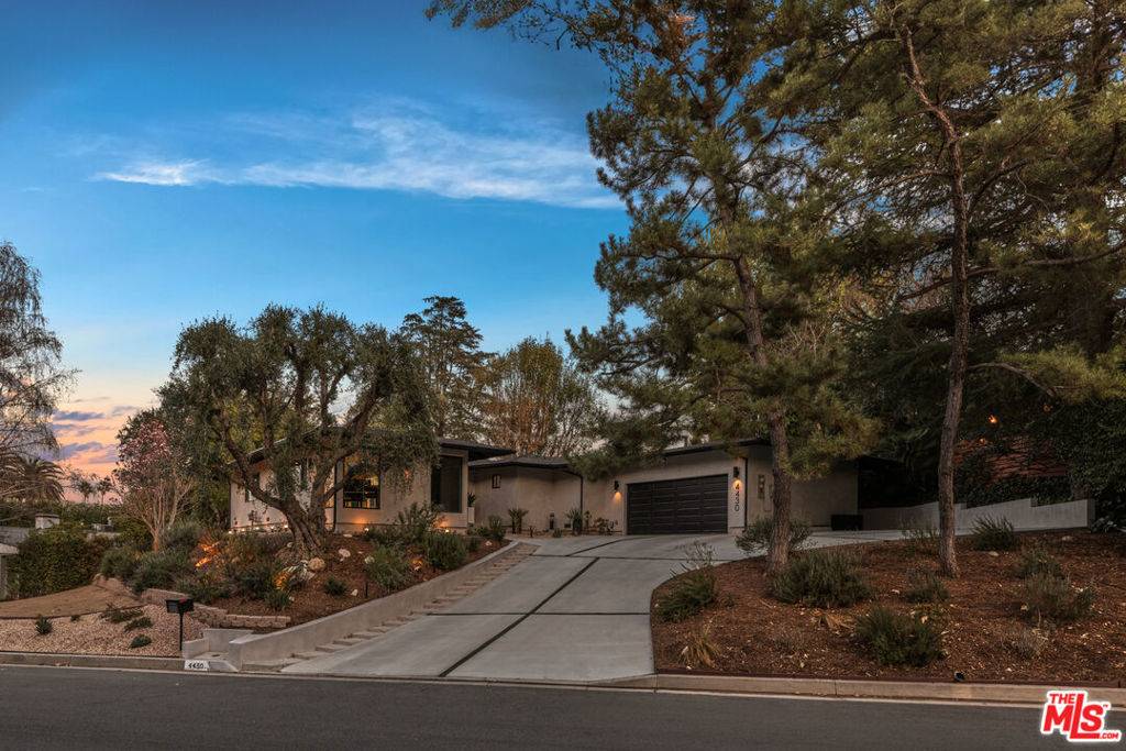 4430 Natoma AVE, Woodland Hills, CA 91364