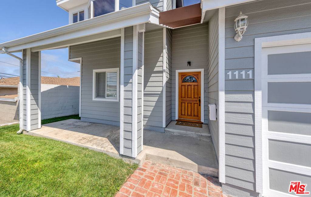 Hermosa Beach, CA 90254,1111 14th ST