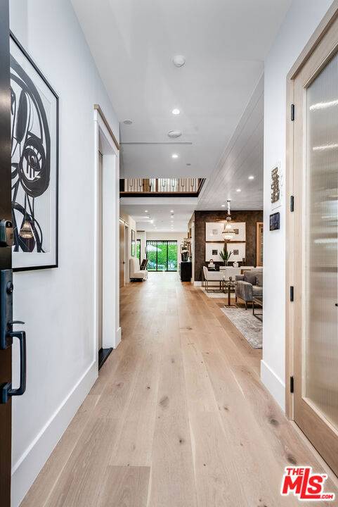 Studio City, CA 91604,4365 Kraft AVE