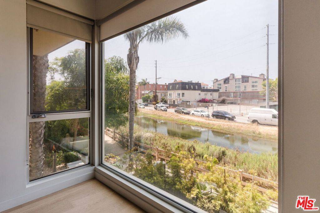 Marina Del Rey, CA 90292,310 Washington BLVD #601