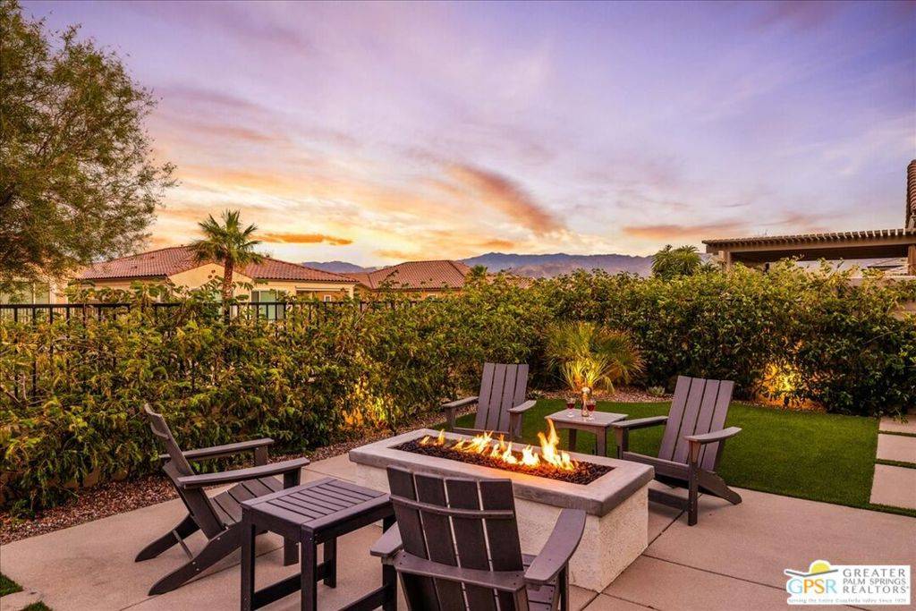 Rancho Mirage, CA 92270,19 Moscato