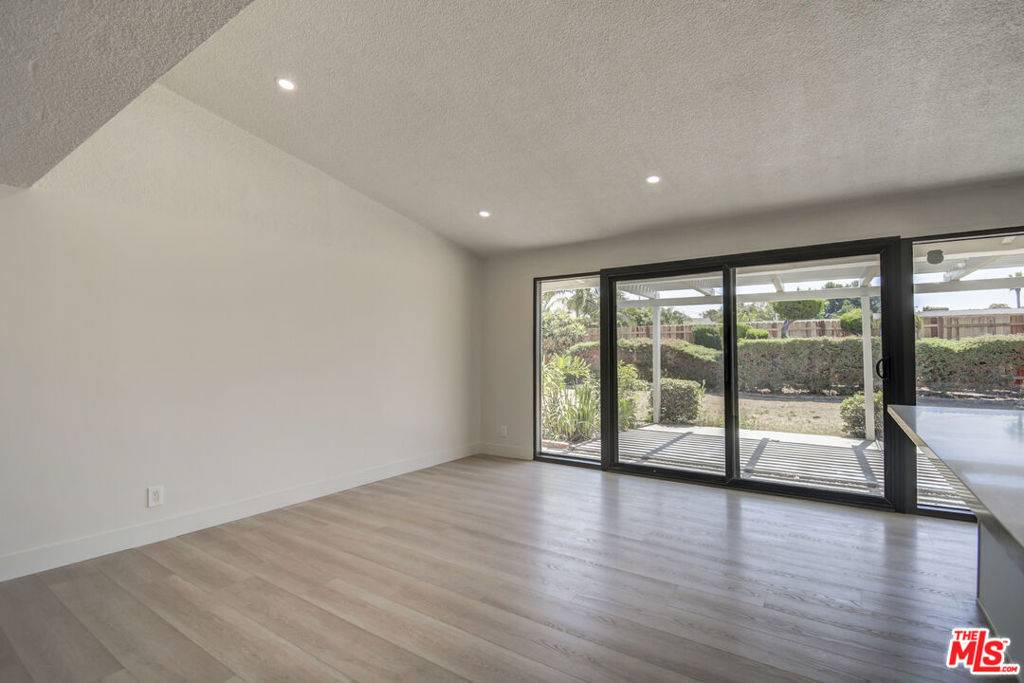Buena Park, CA 90621,5452 Rockledge DR