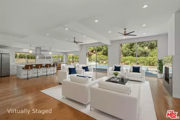 Woodland Hills, CA 91364,4207 Michelangelo AVE