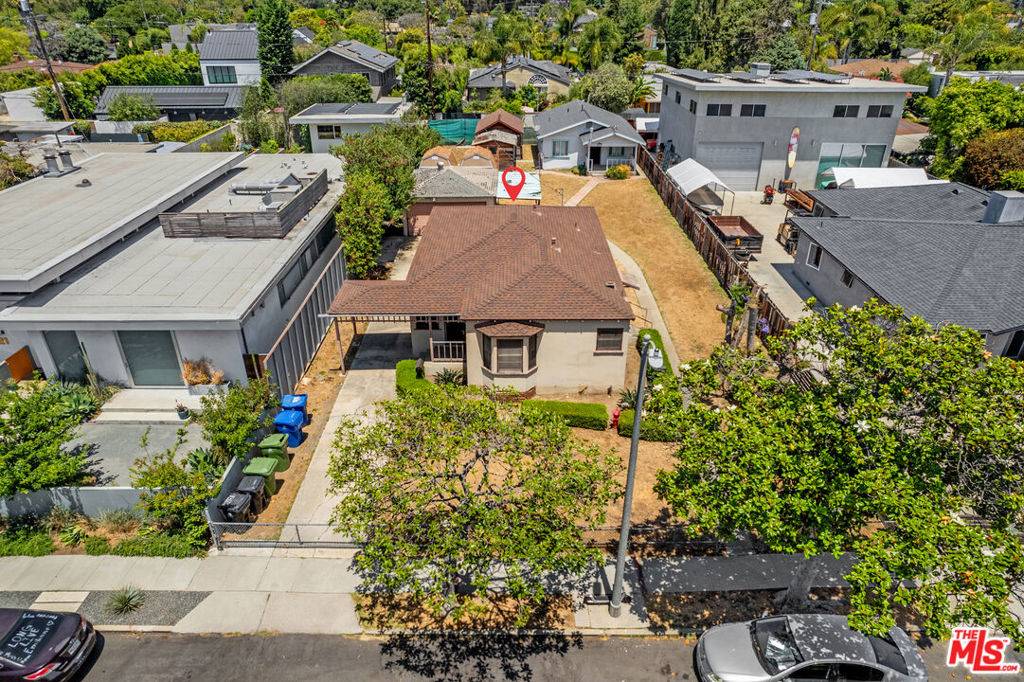 1325 Appleton WAY, Venice, CA 90291