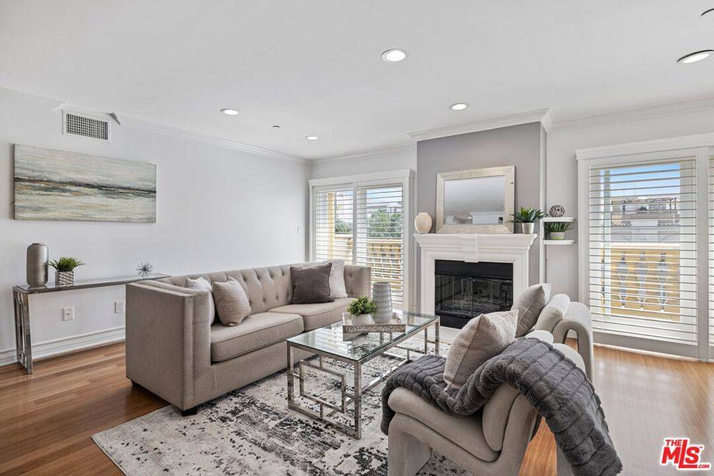 123 S Clark DR #PH1, West Hollywood, CA 90048