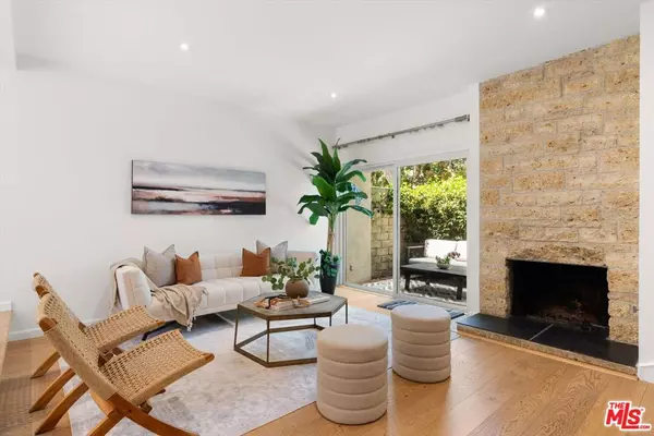 Santa Monica, CA 90405,28 Village
