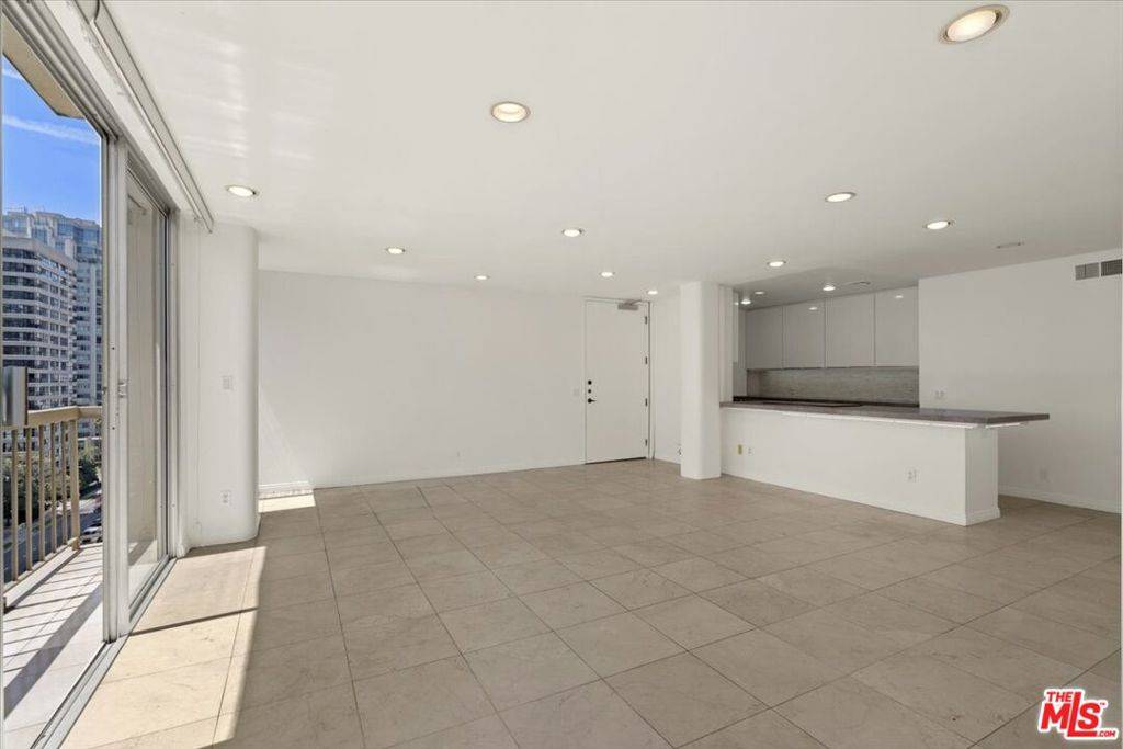 Los Angeles, CA 90024,10747 Wilshire BLVD #1102