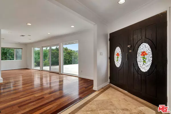 Studio City, CA 91604,3379 Canton LN