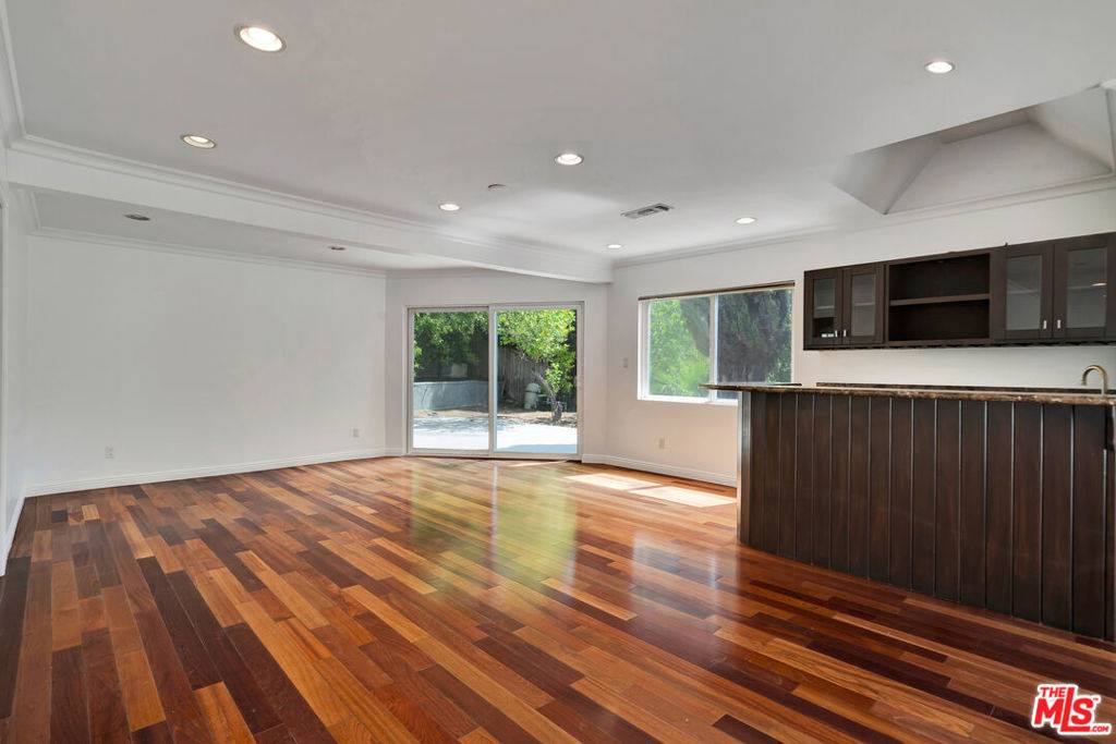 Studio City, CA 91604,3379 Canton LN