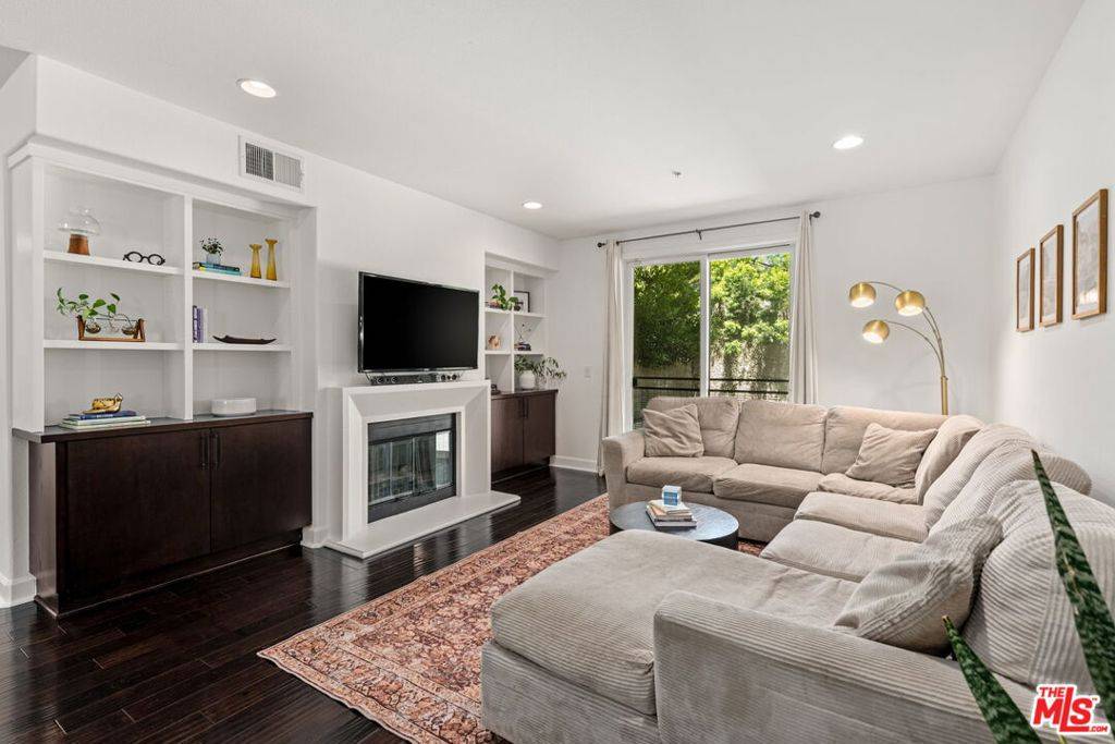 4644 Coldwater Canyon AVE #103, Studio City, CA 91604