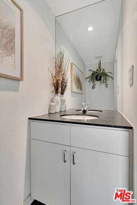 Venice, CA 90291,25 Brooks AVE #2