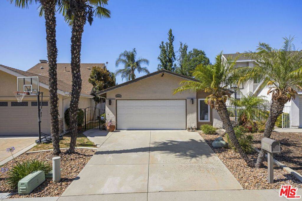 6005 Hackers LN, Agoura Hills, CA 91301