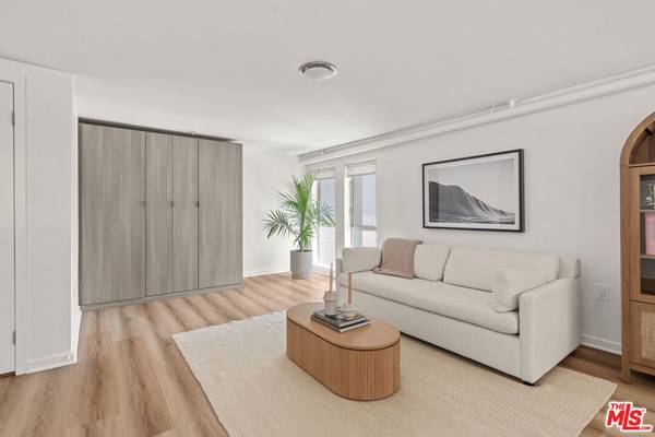 Marina Del Rey, CA 90292,4215 Glencoe AVE #417