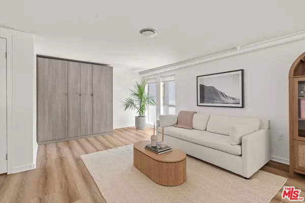 Marina Del Rey, CA 90292,4215 Glencoe AVE #417