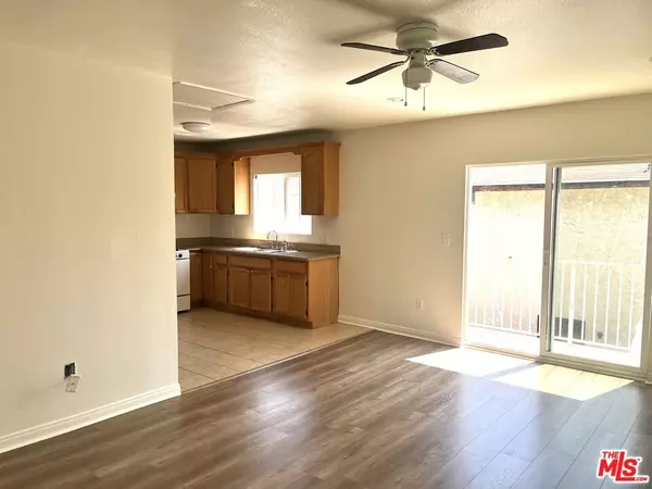 1256 W 25th ST #B, Los Angeles, CA 90007