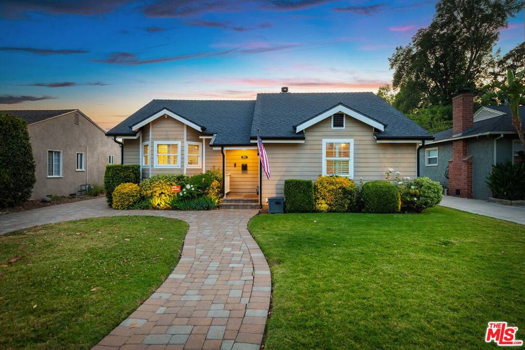 5711 Colbath AVE, Valley Glen, CA 91401