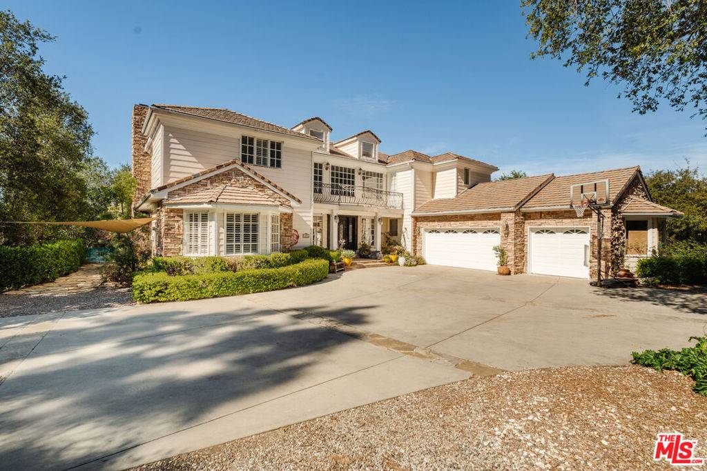 4244 Balcony DR, Calabasas, CA 91302