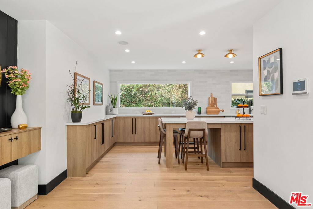 Studio City, CA 91604,4034 Denny AVE