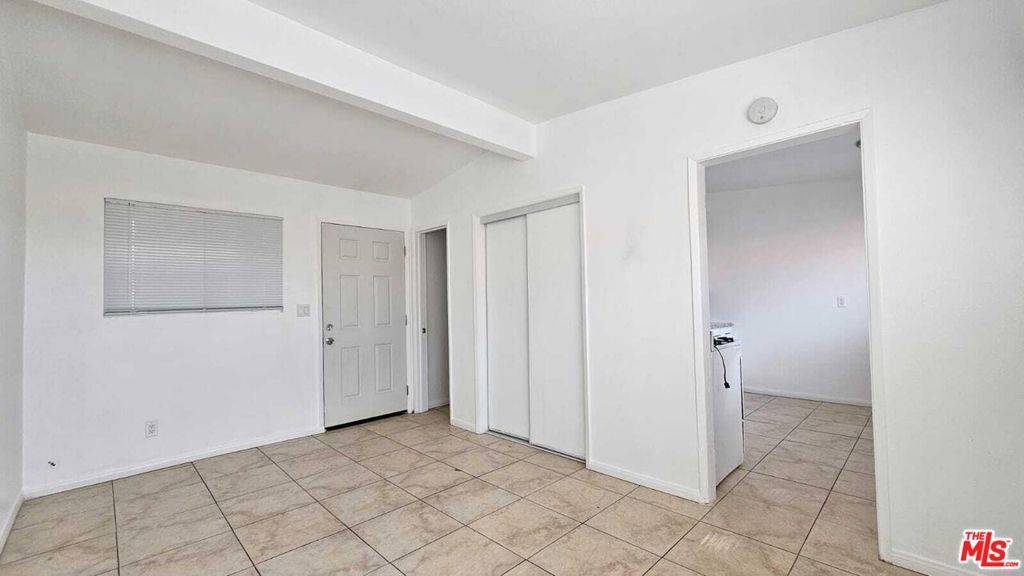 Desert Hot Springs, CA 92240,66327 7th ST #4