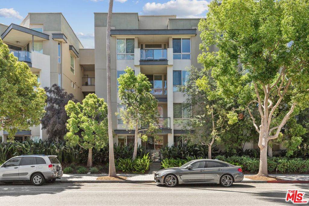 Playa Vista, CA 90094,13044 Pacific #107