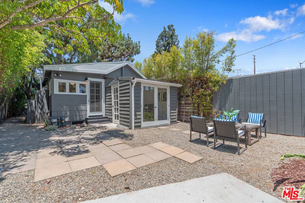 Los Angeles, CA 90066,12420 Verdi ST