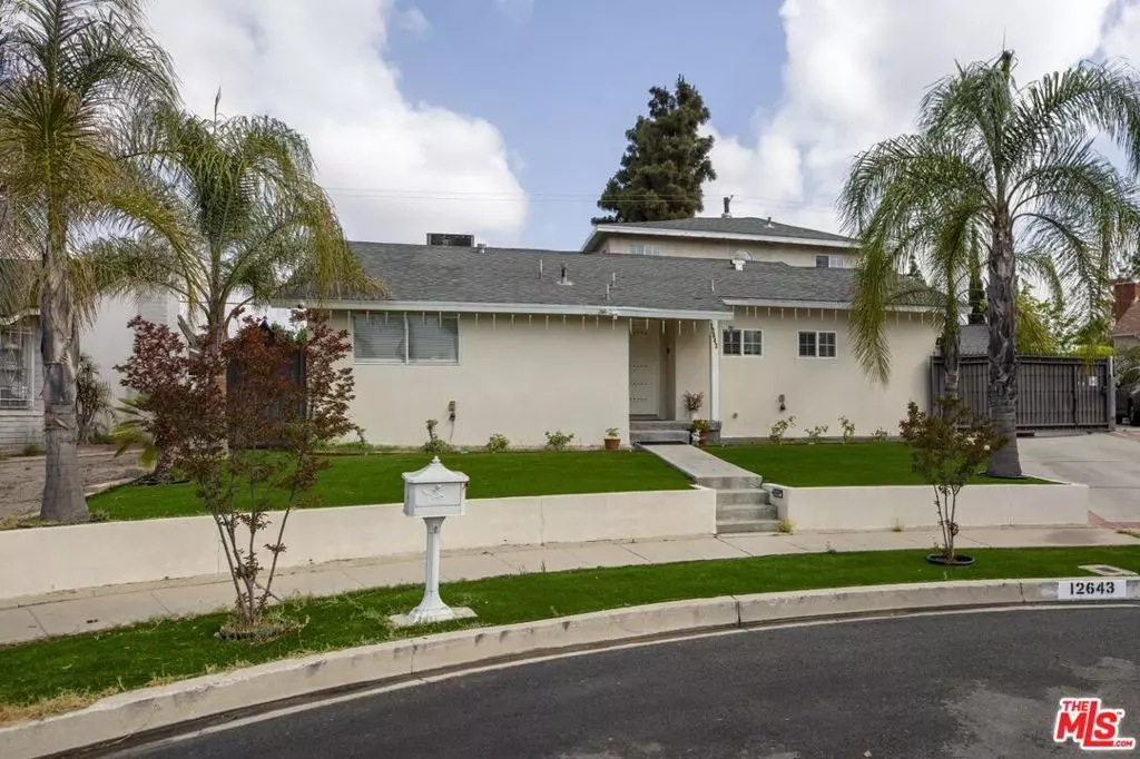 North Hollywood, CA 91605,12643 Elkwood ST